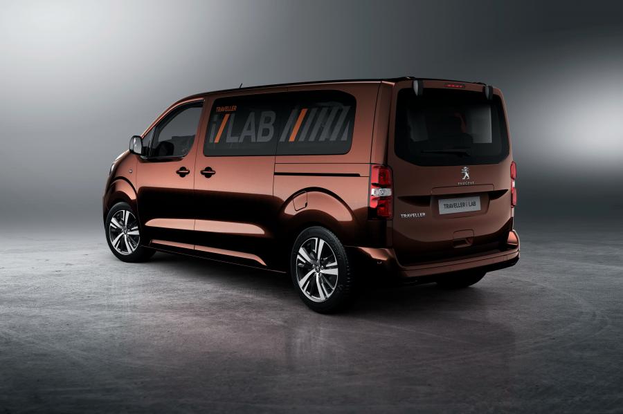  Peugeot Traveller i-Lab 2016 года  (фото 2 из 6)